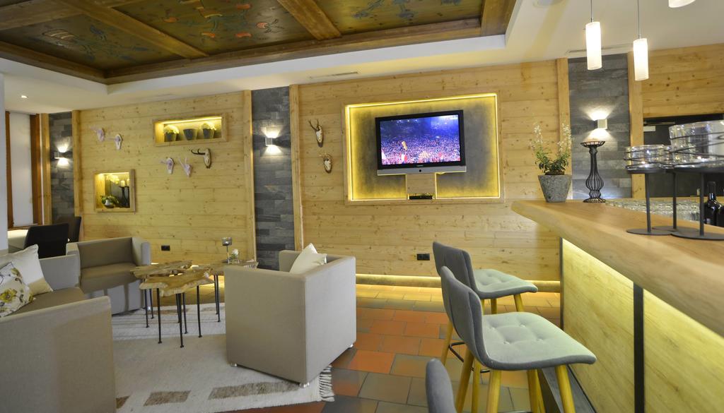 Hotel Diana